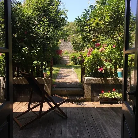 Privat bolig Uma Casa Feliz Com Jardim A Beira-mar *
