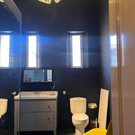 Uma Casa Feliz Com Jardim A Beira-mar Privat bolig